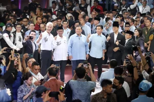 Ketika Demokrasi Berubah Menjadi Drama Politik